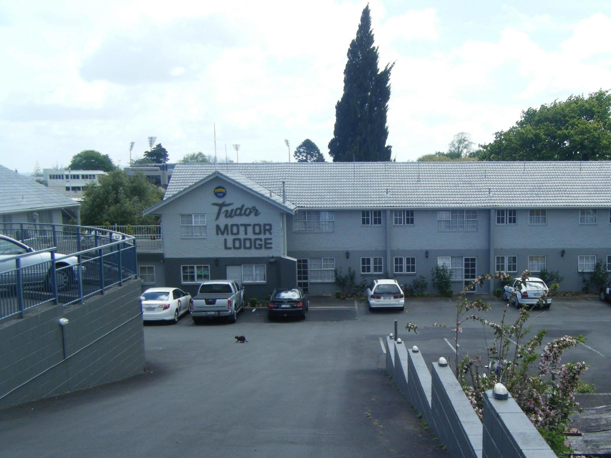 Tudor Motor Lodge Hamilton Exterior foto